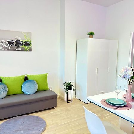 Romantic Apartment In The Center Of プラハ エクステリア 写真